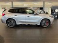 BMW X1 18i sDrive M Sport Pro AHK/Pano/M-Sitze/360°/HUD/19" - bilder 5
