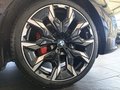 BMW 520i Tour.M Sport Pro AHK/HUD/Pano/360°/B&W - bilder 9