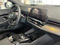 BMW 520i Tou.M Sport Pro PANO/ICONIC/360°/20"/AHK/HUD - foto 9