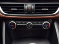 Daumennagel 16 - Alfa Romeo Giulia 2.2 Diesel Super *XENON*LEDER*SPUR*NAVI*