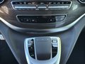 Daumennagel 26 - Mercedes-Benz V 300 EDITION LED/LEDER/AHK/RFK/DISTRONIC/SPURHALTE