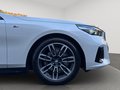 Daumennagel 25 - BMW 520 d M Sport LED/LEDER/AHK/HUD/PANO/RFK/WIDESCREEN