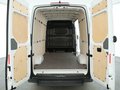 Daumennagel 3 - Volkswagen e-Crafter Kasten MR Hochdach FWD NAVI/LED/KLIMA/RFK