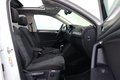 Daumennagel 14 - Volkswagen Tiguan Allspace 2.0 TDI Elegance 4Motion MATRIX