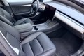 Daumennagel 15 - Tesla Model 3 SR Plus RWD