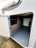 Daumennagel 10 - LMC Tourer Lift H 730 G m. AHK