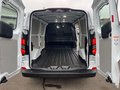 Daumennagel 9 - Ford Custom Trend PHEV Automatik