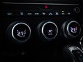 Daumennagel 15 - Jaguar E-PACE SE AWD PANO AHK SHZ RFK