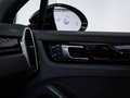 Daumennagel 16 - Porsche Cayenne E-Hybrid MATRIX ACC PANO LUFT BOSE 360