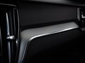 Daumennagel 24 - Volvo V60 R Design AWD LED VIRTUAL RFK SPUR