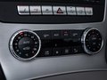 Daumennagel 24 - Mercedes-Benz SL 350  COMAND LEDER SHZ AIRSCARF
