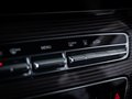 Daumennagel 15 - Mercedes-Benz V300d AVANTGARDE extralang RFK 8-SITZ