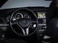 Daumennagel 16 - Mercedes-Benz E 250 CGI NAVI LEDER SHZ AIRSCARF