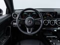 Daumennagel 8 - Mercedes-Benz A180d  LED SHZ AHK TEMP