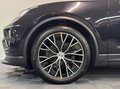 Thumbnail 8 - Porsche Macan Electric 4