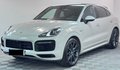 Thumbnail 1 - Porsche Cayenne Coupe E-Hybrid Platinum Edition