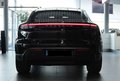 Daumennagel 7 - Porsche Macan Electric 4