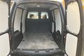 Daumennagel 17 - Volkswagen Caddy 2.0 TDI DSG Max  AHK