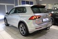 Thumbnail 4 - Volkswagen Tiguan R-LINE 4Motion