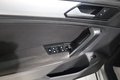 Thumbnail 12 - Volkswagen Tiguan R-LINE 4Motion