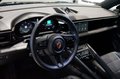 Thumbnail 10 - Porsche Macan Electric 4