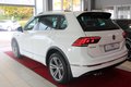 Thumbnail 4 - Volkswagen Tiguan R-LINE BMT 4Motion
