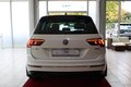 Thumbnail 7 - Volkswagen Tiguan R-LINE BMT 4Motion