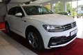 Thumbnail 10 - Volkswagen Tiguan R-LINE BMT 4Motion