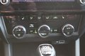 Thumbnail 22 - Skoda Octavia Combi 2.0 TSI DSG RS SCHECKHEFT AHK ACC KAMERA AMBIENTENB