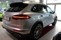Daumennagel 7 - Porsche Cayenne S Diesel Platinum Edition