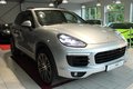 Daumennagel 8 - Porsche Cayenne S Diesel Platinum Edition