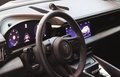 Daumennagel 13 - Porsche Macan Turbo Electric