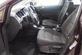 Daumennagel 10 - Volkswagen Golf Variant Comfortline BMT