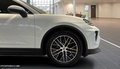 Daumennagel 12 - Porsche Macan Electric Pano-Schiebedach AHK L-Heizbar