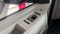 Daumennagel 12 - Volkswagen T7 Multivan 1.5 TSI 7-Sitzer