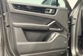 Daumennagel 12 - Porsche Cayenne Coupe E-Hybrid Soft Close Türen