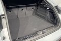 Daumennagel 10 - Porsche Macan Electric 4