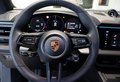 Daumennagel 11 - Porsche Macan Electric 4 Passenger Display