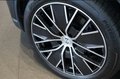 Daumennagel 8 - Porsche Macan Electric 4