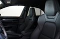 Daumennagel 17 - Porsche Macan Electric 4
