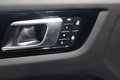 Daumennagel 16 - Porsche Cayenne E-Hybrid Platinum Edition