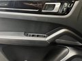 Daumennagel 8 - Porsche Cayenne Coupe E-Hybrid