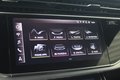 Thumbnail 27 - Audi Q8 50 TDI quattro S-LINE