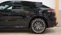 Daumennagel 8 - Porsche Cayenne Coupe E-Hybrid Platinum Edition