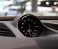 Daumennagel 15 - Porsche Macan Electric 4 BOSE/AHK/CHRONO/PANO
