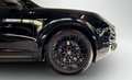 Daumennagel 3 - Porsche Cayenne E-Hybrid