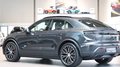 Daumennagel 15 - Porsche Macan Electric 4