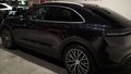 Daumennagel 4 - Porsche Macan Electric 4 S