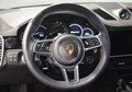 Daumennagel 12 - Porsche Cayenne Coupe E-Hybrid Platinum Edition
