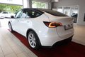 Daumennagel 3 - Tesla Model Y RWD *PANO*